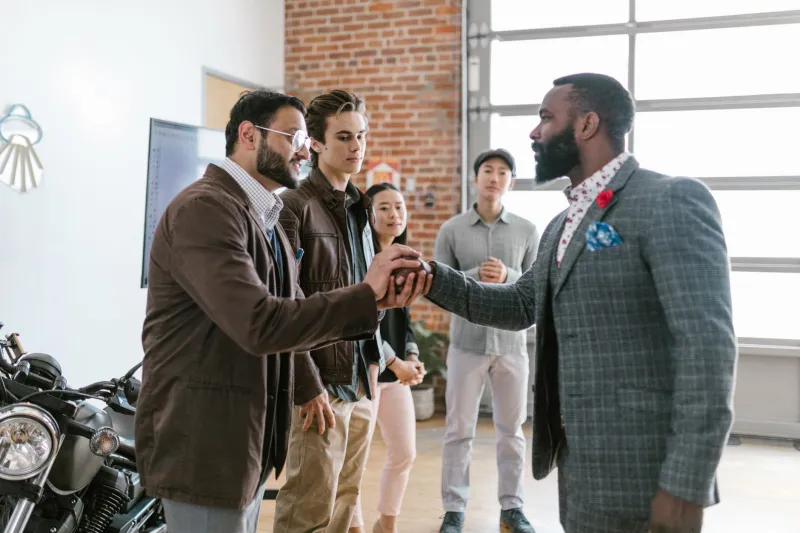 Connections Without Momentum: How to Turn a Stagnant Network Into Career Fuel