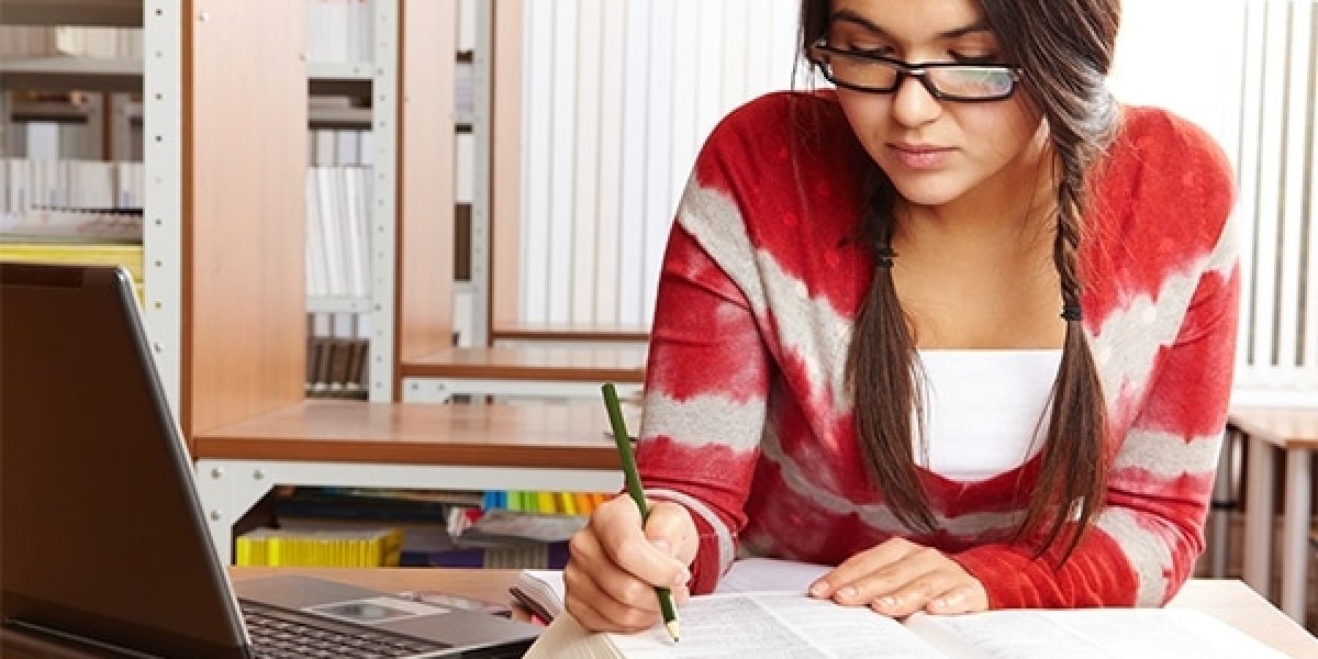 Feeling stuck with the Assignment? Hire an Assignment helper in NZ